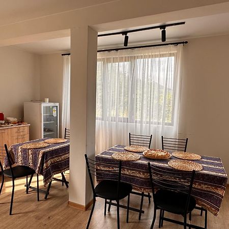 "Panorama" Kakhri Hotell Mestia Exteriör bild