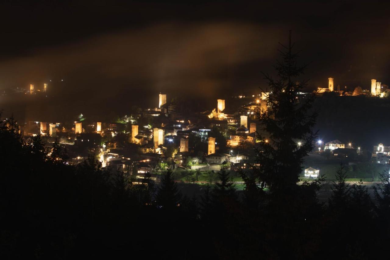 "Panorama" Kakhri Hotell Mestia Exteriör bild