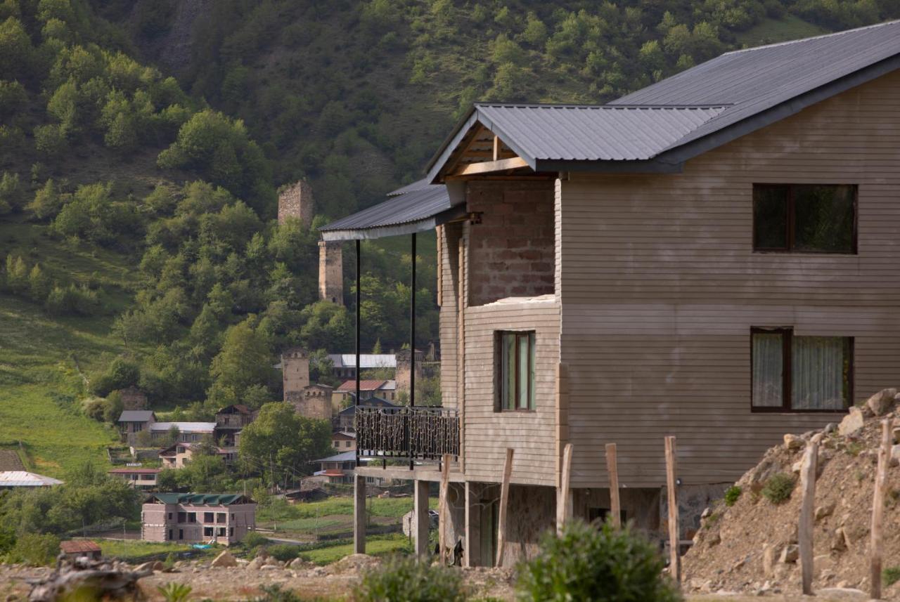 "Panorama" Kakhri Hotell Mestia Exteriör bild