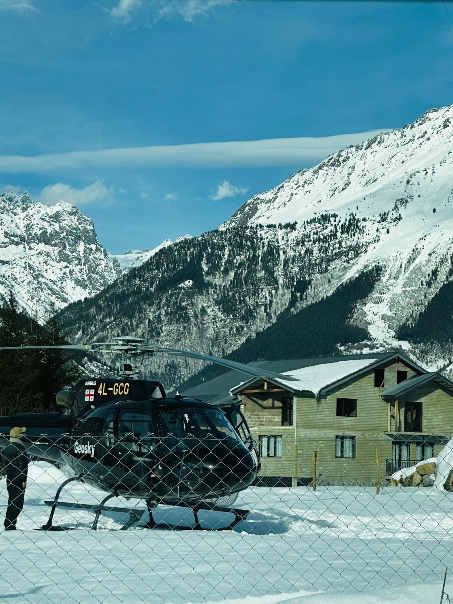 "Panorama" Kakhri Hotell Mestia Exteriör bild