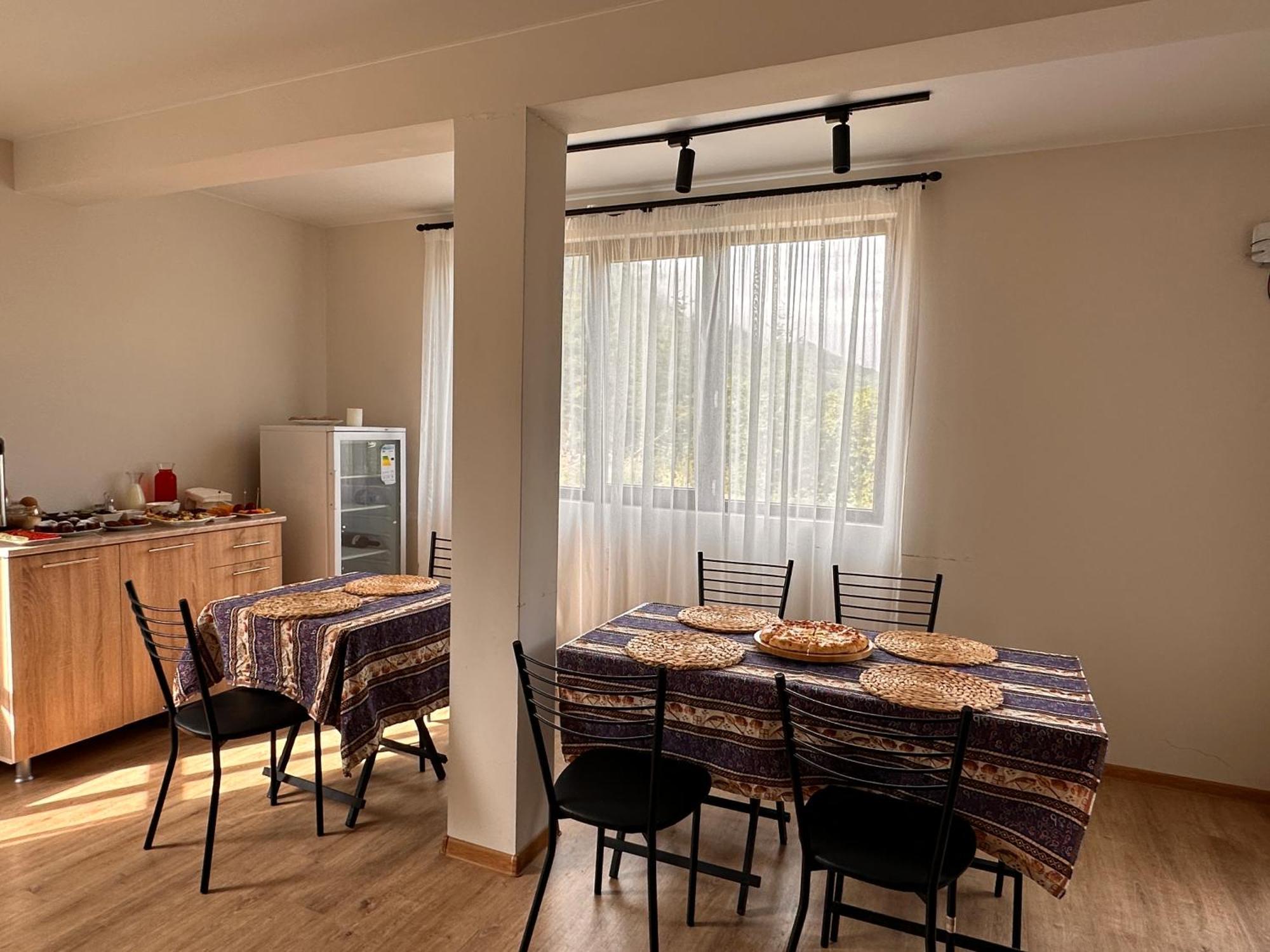 "Panorama" Kakhri Hotell Mestia Exteriör bild